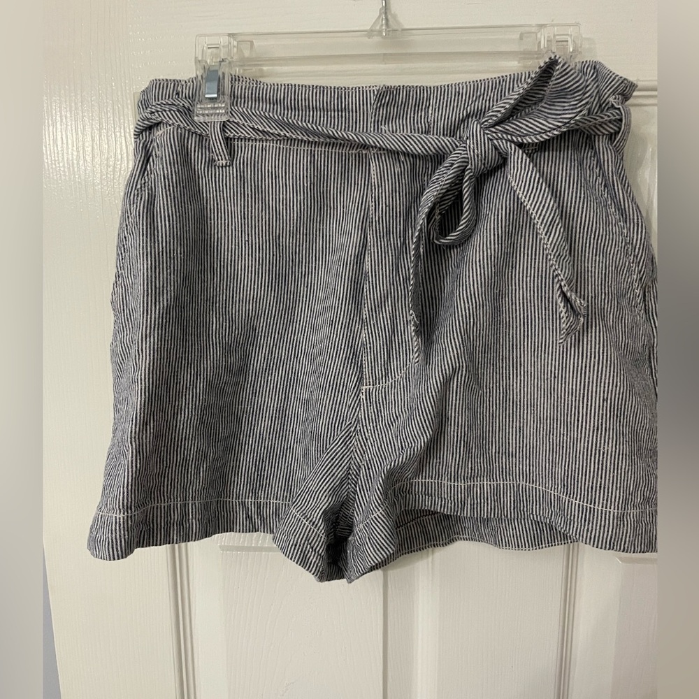 Abercrombie navy and white striped shorts with front tie